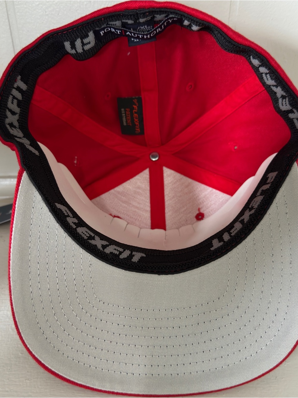 Port Authority Red Flexfit Blank Hat Cap Stretch L/XL Large/X-Large C865 - Picture 3 of 3